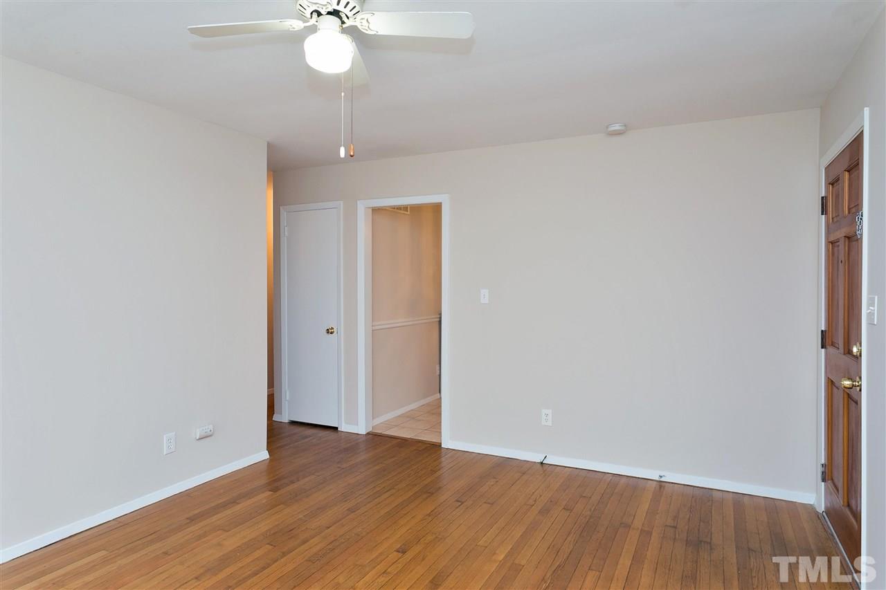 504 East Millbrook Road Raleigh, NC 27609 - Photo 15 of 24