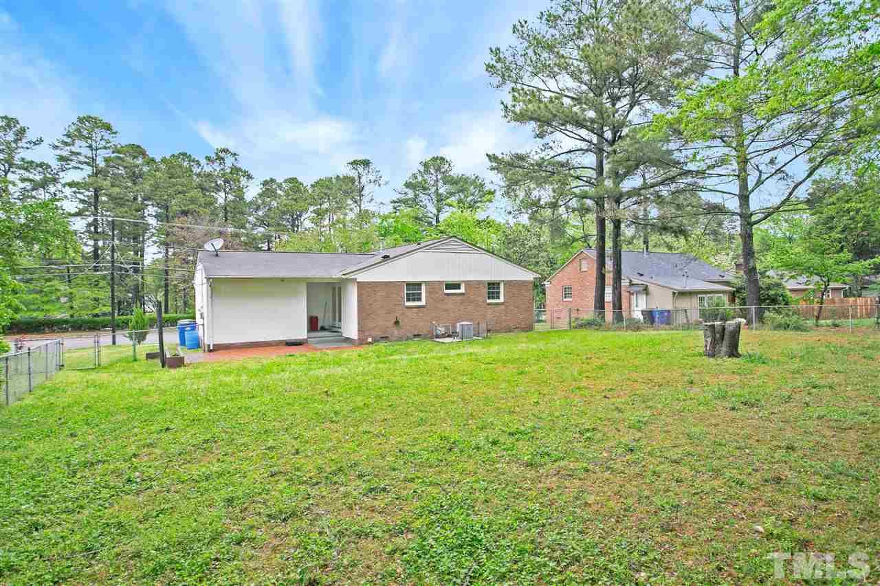 504 East Millbrook Road Raleigh, NC 27609 - Photo 17 of 24