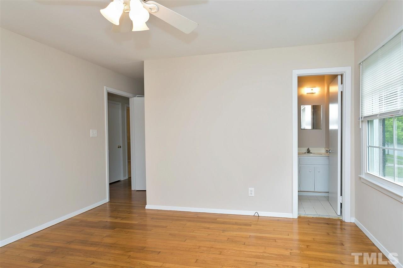 504 East Millbrook Road Raleigh, NC 27609 - Photo 5 of 24