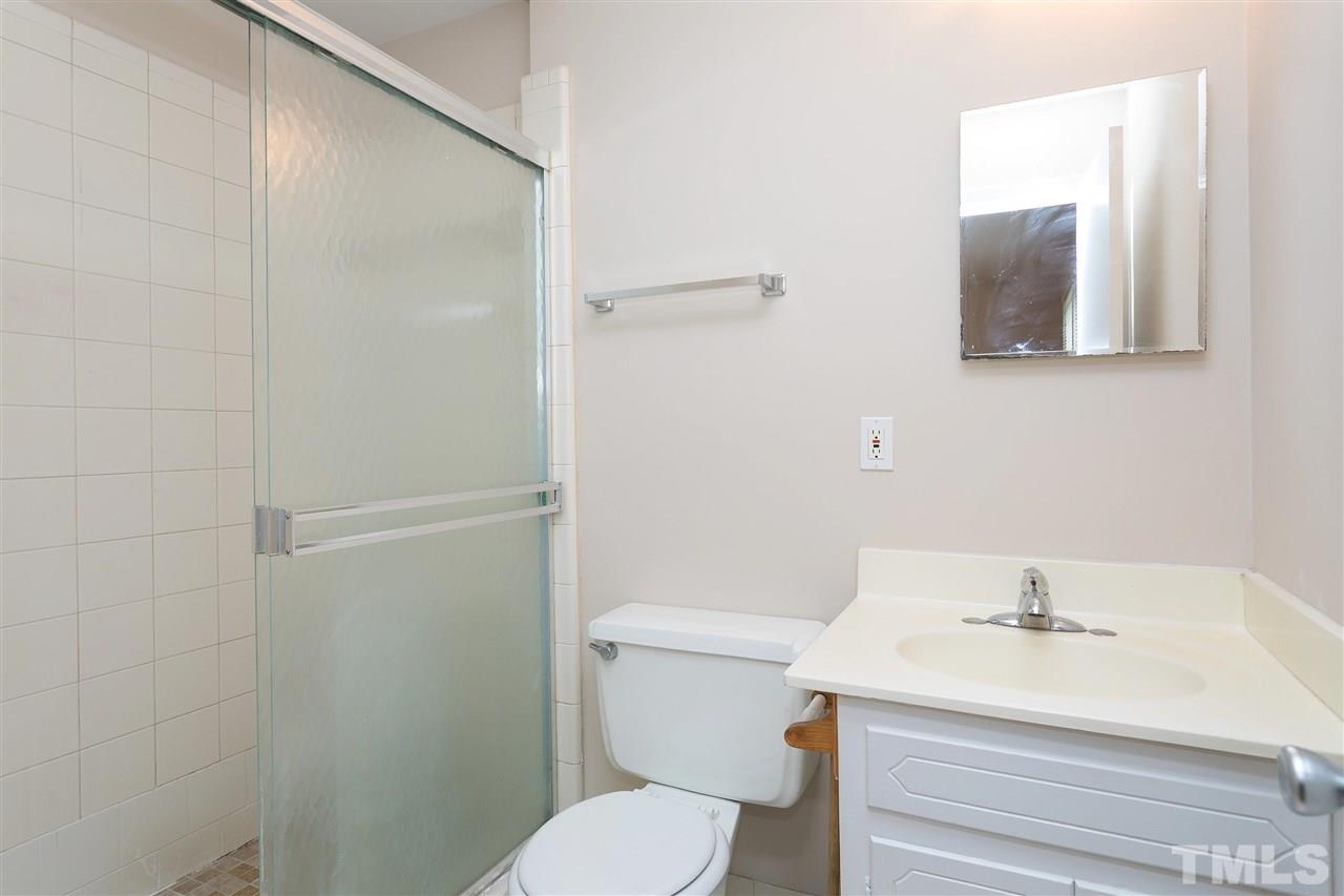 504 East Millbrook Road Raleigh, NC 27609 - Photo 6 of 24
