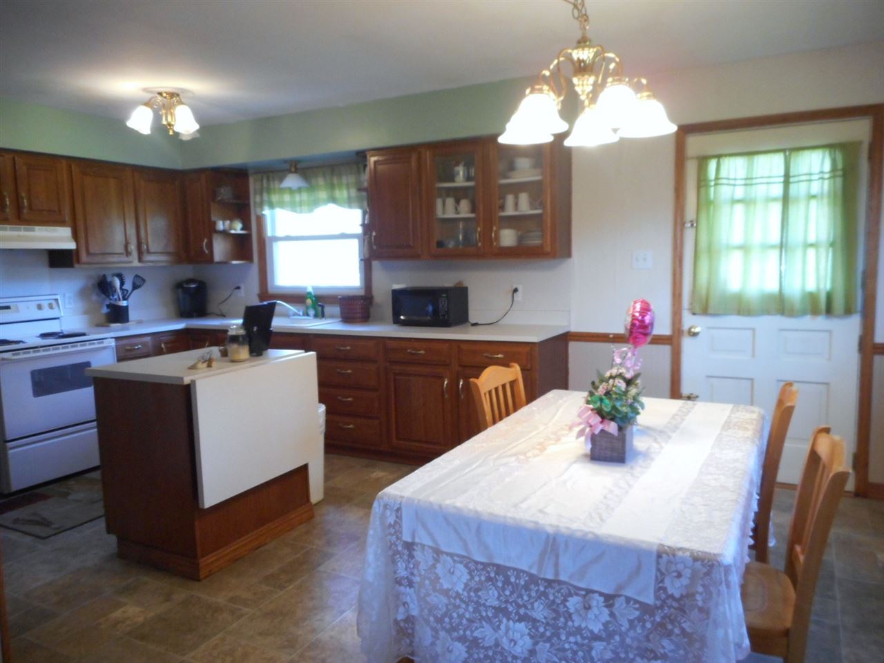 1412 Short Street Covington, IN 47932 - Photo 3 of 28 Gallery Image 3