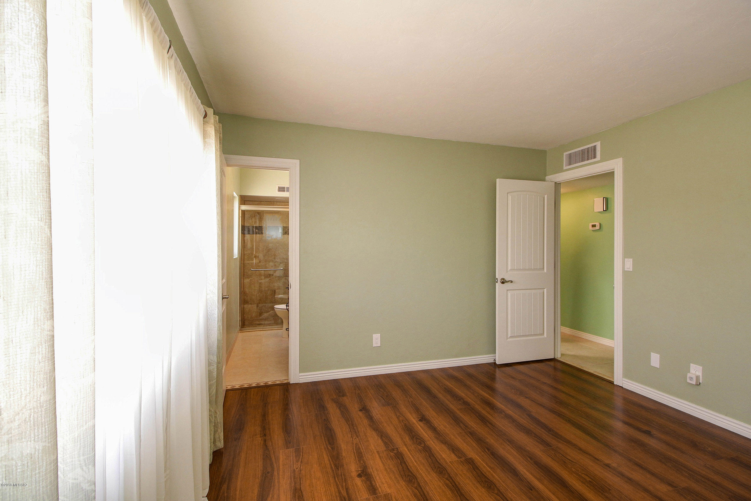 9702 East Sellarole Road Tucson, AZ 85730 - Photo 11 of 22 Gallery Image 11