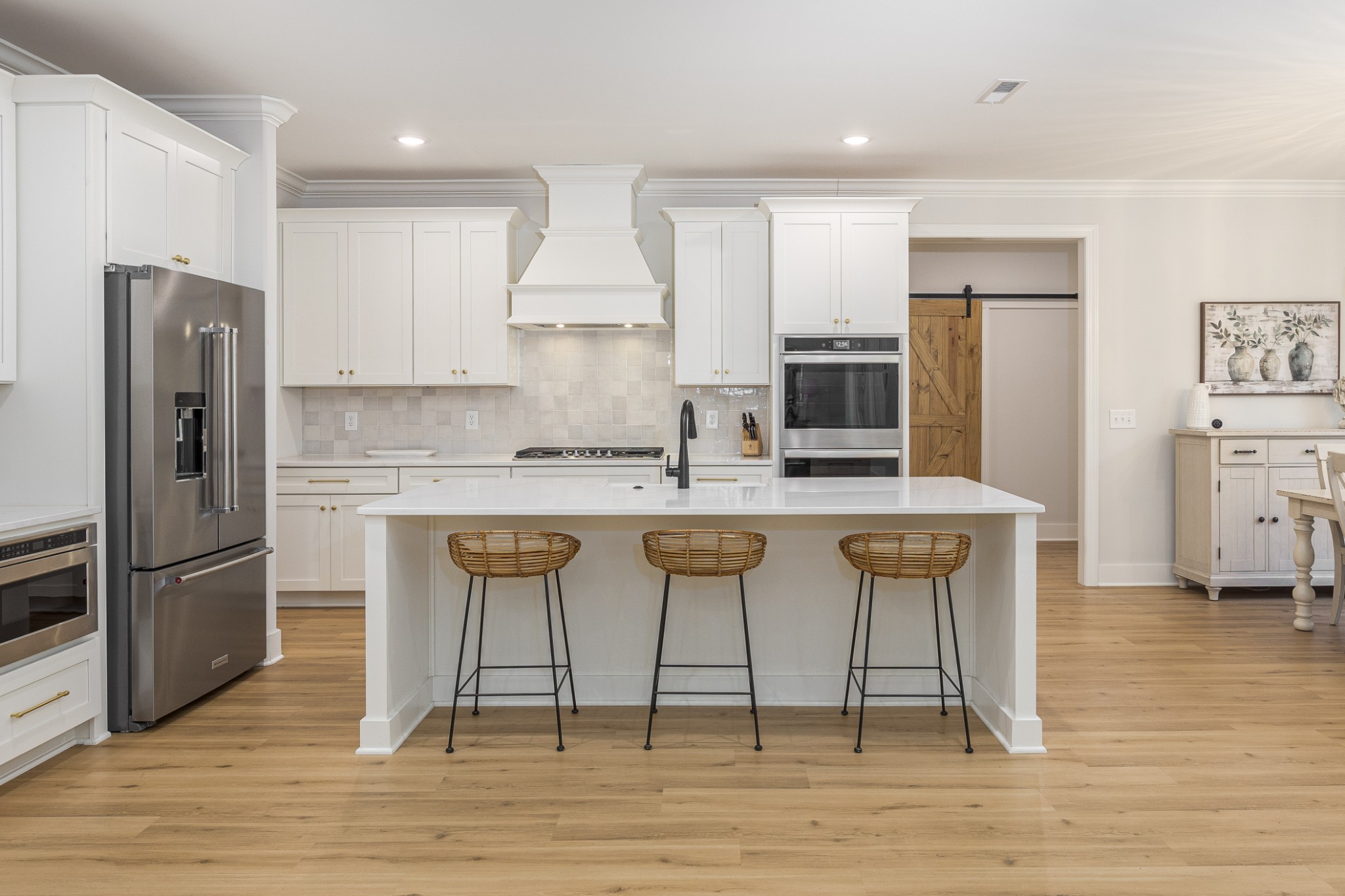 2159 Carpenter Bridge Road Columbia, TN 38401 - Photo 17 of 72 a kitchen with stainless steel appliances granite countertop a refrigerator and a stove top oven