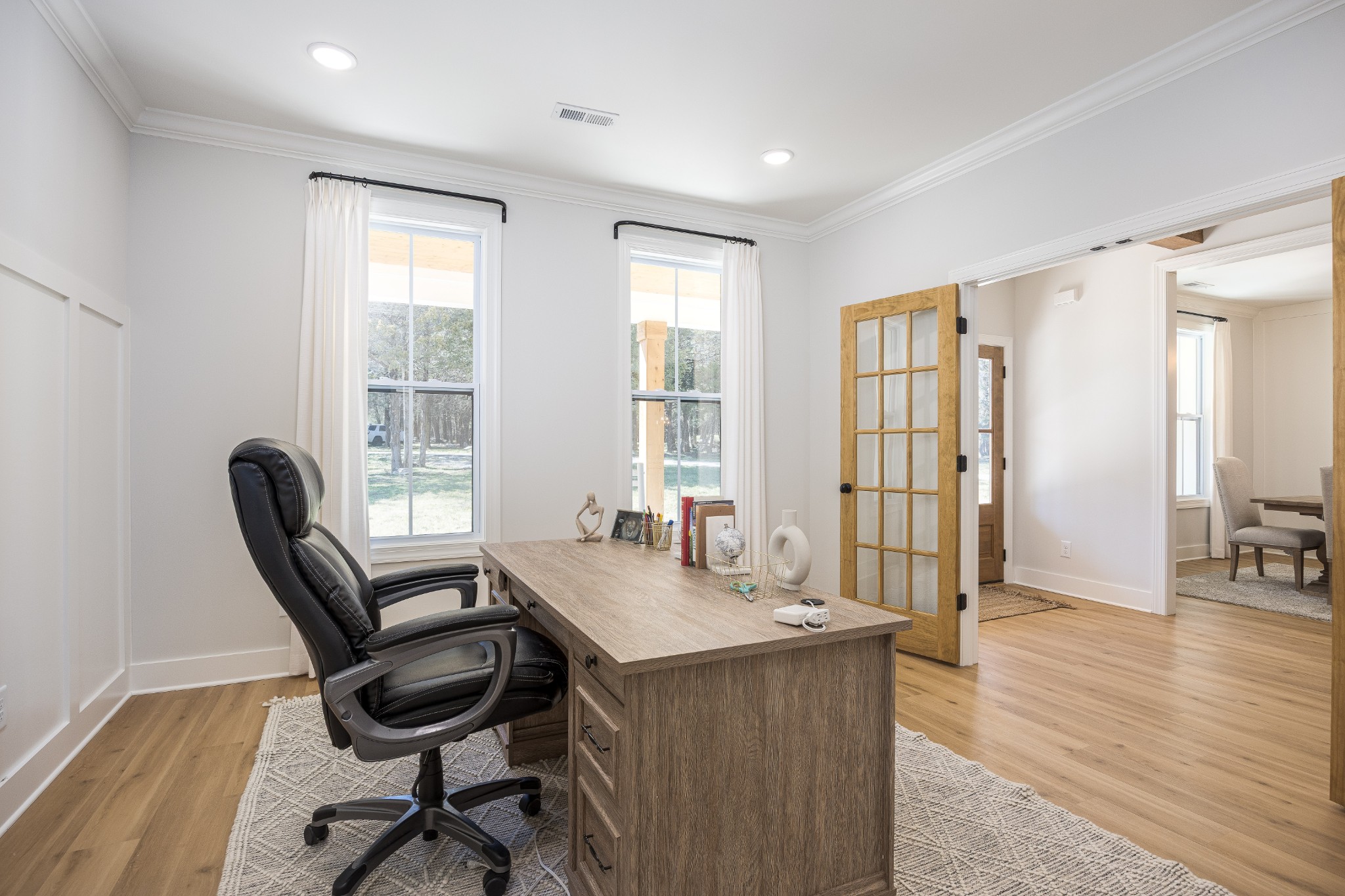 2159 Carpenter Bridge Road Columbia, TN 38401 - Photo 30 of 72 a view of a livingroom with workspace and a window