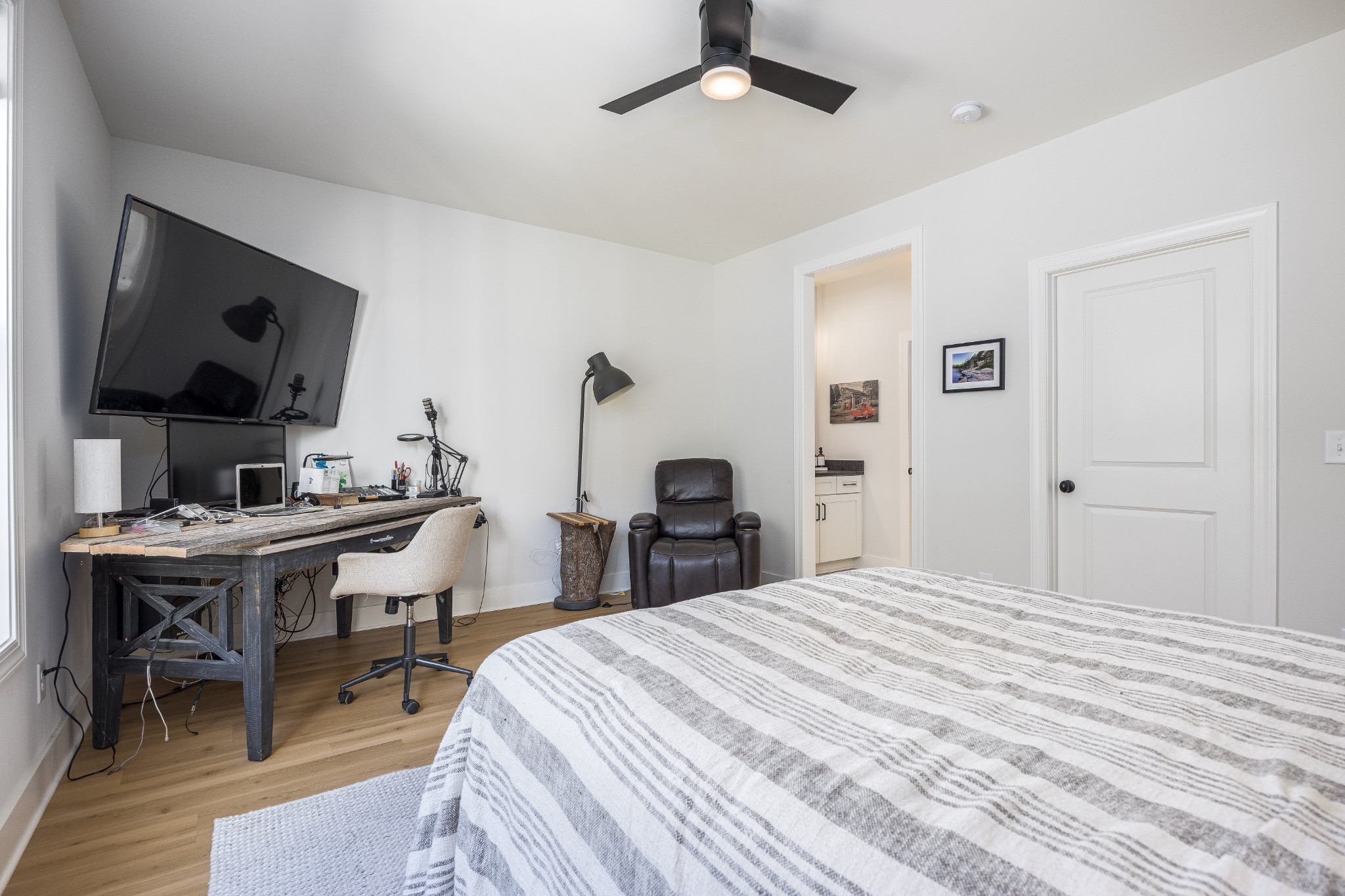 2159 Carpenter Bridge Road Columbia, TN 38401 - Photo 40 of 72 a bed room with a bed and a table