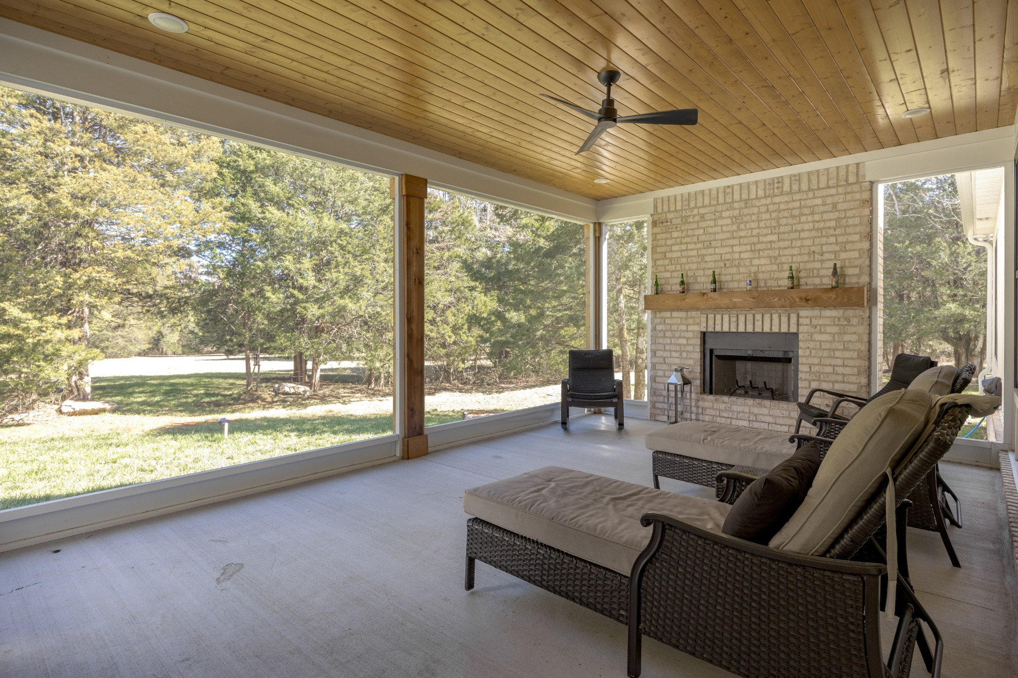 2159 Carpenter Bridge Road Columbia, TN 38401 - Photo 53 of 72 a living room with furniture and a fireplace