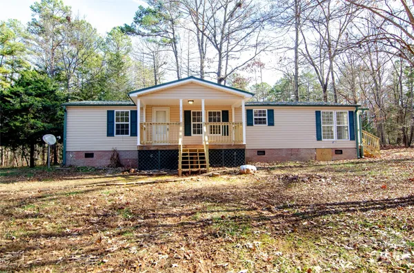 $260,000 | 1415 Smith Woods Lane, Hickory Grove, SC 29717