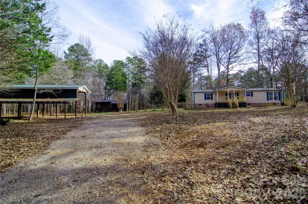 $260,000 | 1415 Smith Woods Lane, Hickory Grove, SC 29717