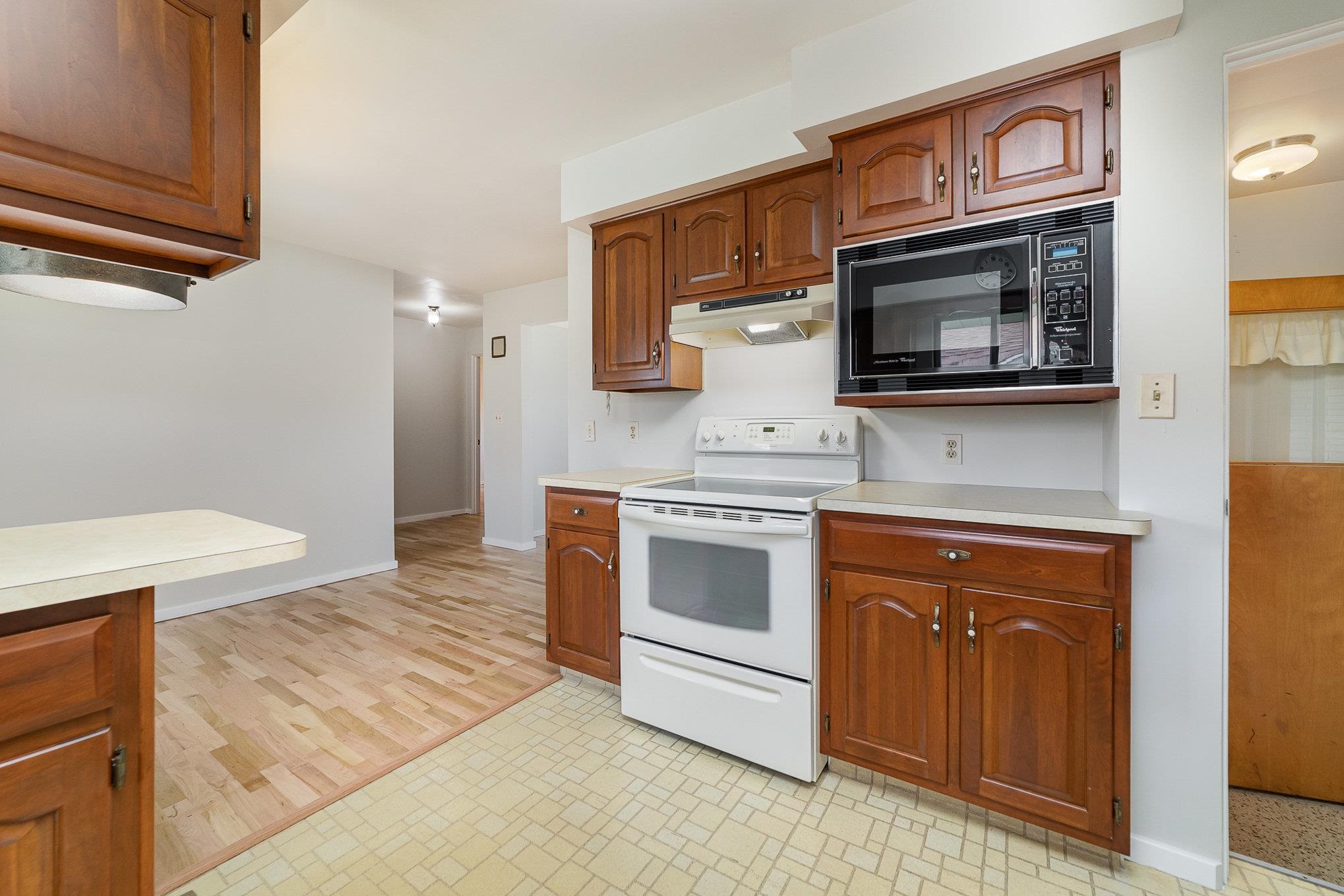 1807 33rd Street Bay City, MI 48708 - Photo 11 of 23 Gallery Image 11