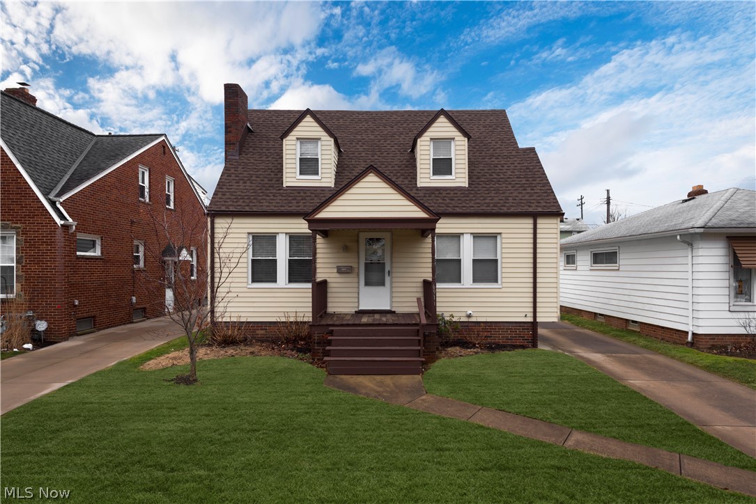 6911 Gerald Avenue Parma, OH 44129 - Photo 1 of 4