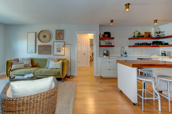 $3,900 | 2057 Middle Street, Unit 11, Sullivans Island, SC 29482