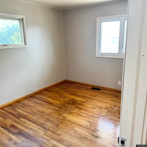 $183,000 | 221 Los Altos Drive, Rawlins, WY 82301