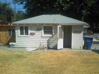140 West Linden Avenue Reedley, CA 93654 - Photo 3 of 4 Gallery Image 3