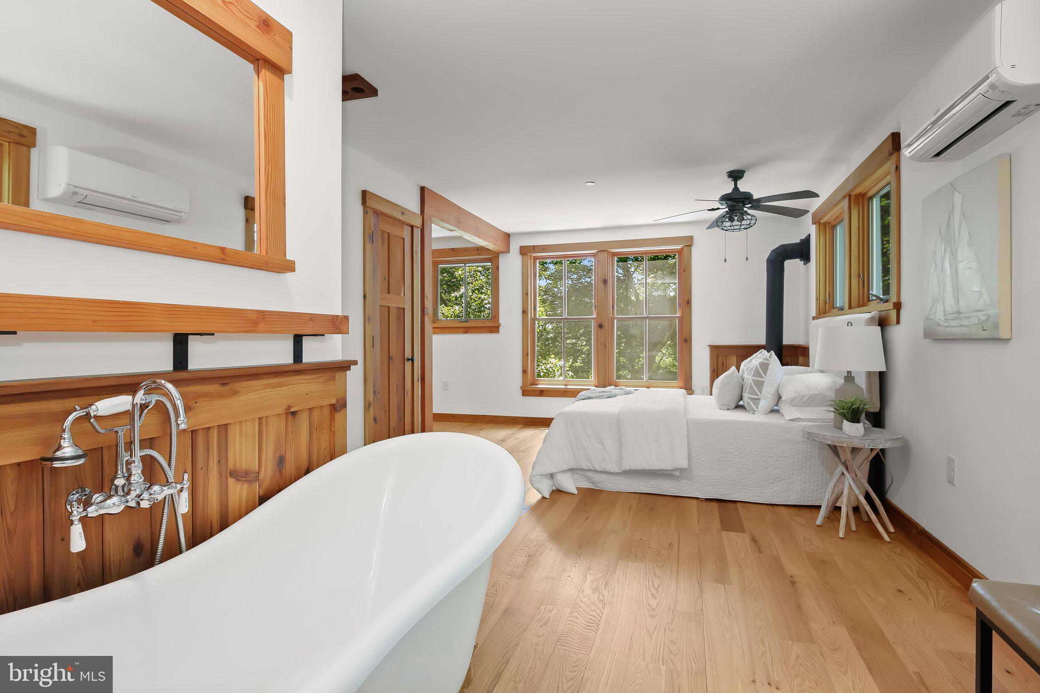 1516 Briarcliff Road Arnold, MD 21012 - Photo 17 of 103 Free Standing Claw Foot Tub