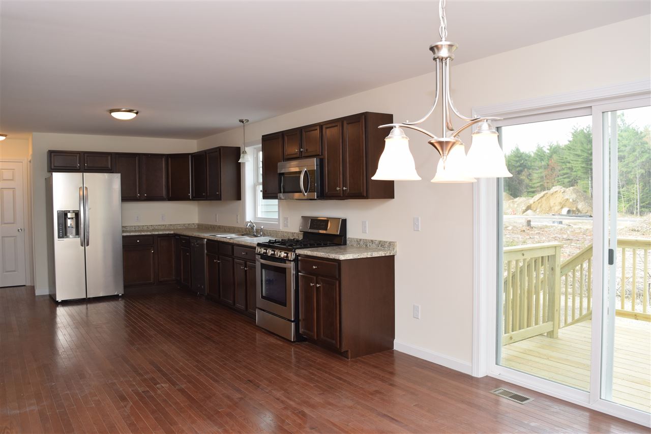 112 Miller's Farm Drive Rochester, NH 03868 - Photo 3 of 12 Gallery Image 3