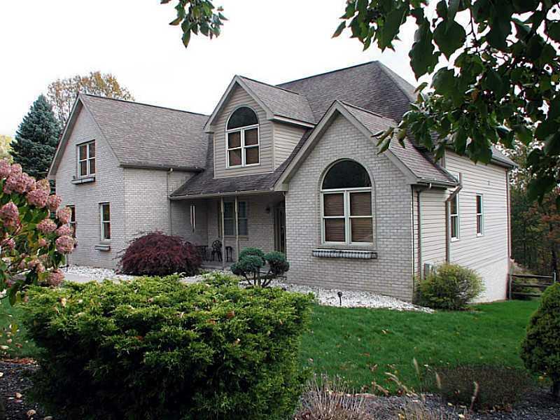 322 Evans Road Zelienople, PA 16063 - Photo 1 of 25 Exterior Front.