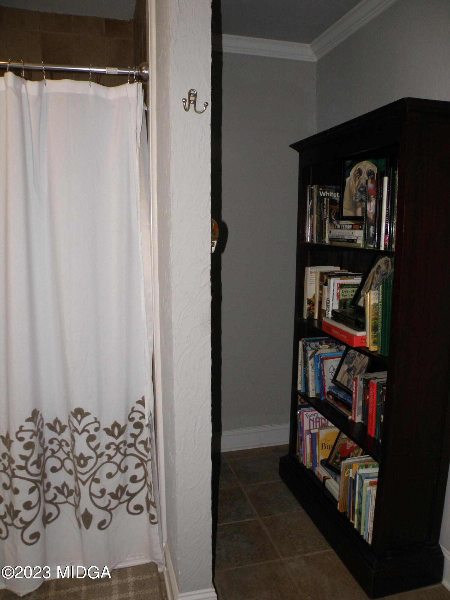 388 Fairview Church Road Forsyth, GA 31029 - Photo 14 of 41 a view of a closet area