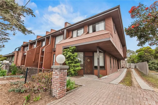 $725,000 | 731 Santa Ysabel Avenue, Los Osos, CA 93402