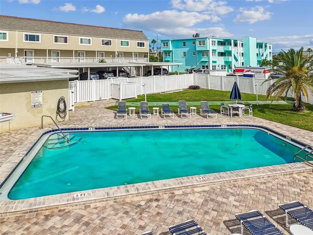 $2,850 | 433 Paula Drive South, Unit 43, Dunedin, FL 34698