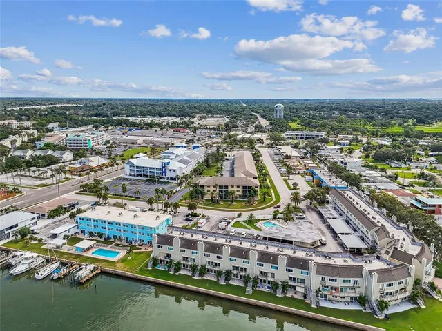 $2,850 | 433 Paula Drive South, Unit 43, Dunedin, FL 34698