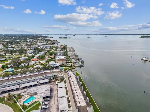 $2,850 | 433 Paula Drive South, Unit 43, Dunedin, FL 34698