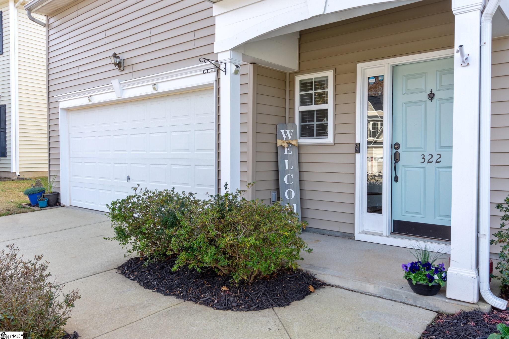 322 Highgate Circle Greer, SC 29650 - Photo 2 of 36 Gallery Image 2
