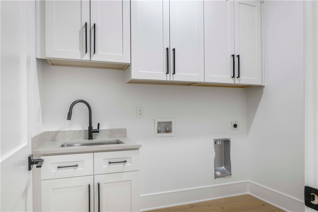 395 Simonton Road Southeast Lawrenceville, GA 30045 - Photo 12 of 51