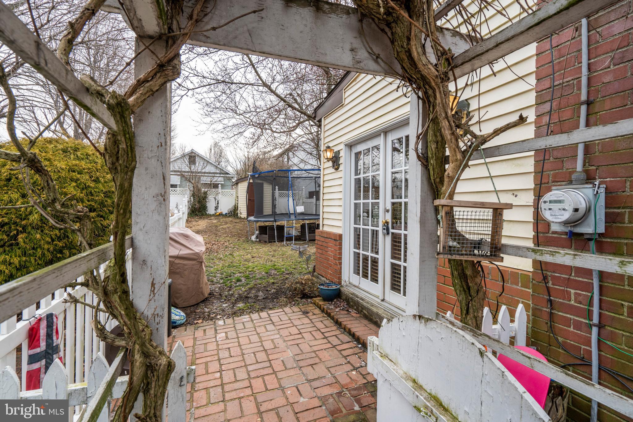 109 West Garrison Road Brookhaven, PA 19015 - Photo 28 of 32 Exterior Side