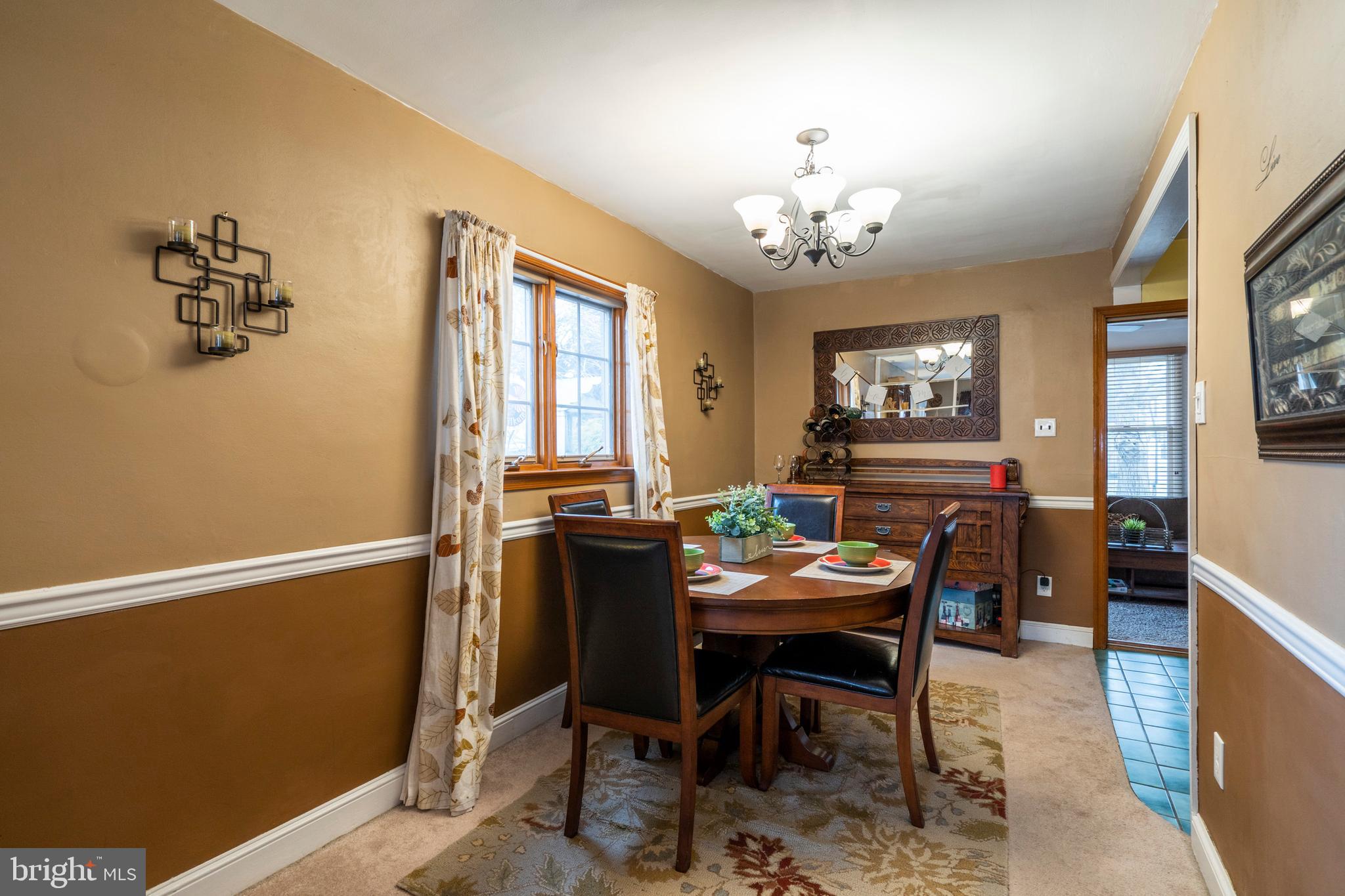109 West Garrison Road Brookhaven, PA 19015 - Photo 8 of 32 Dining Room