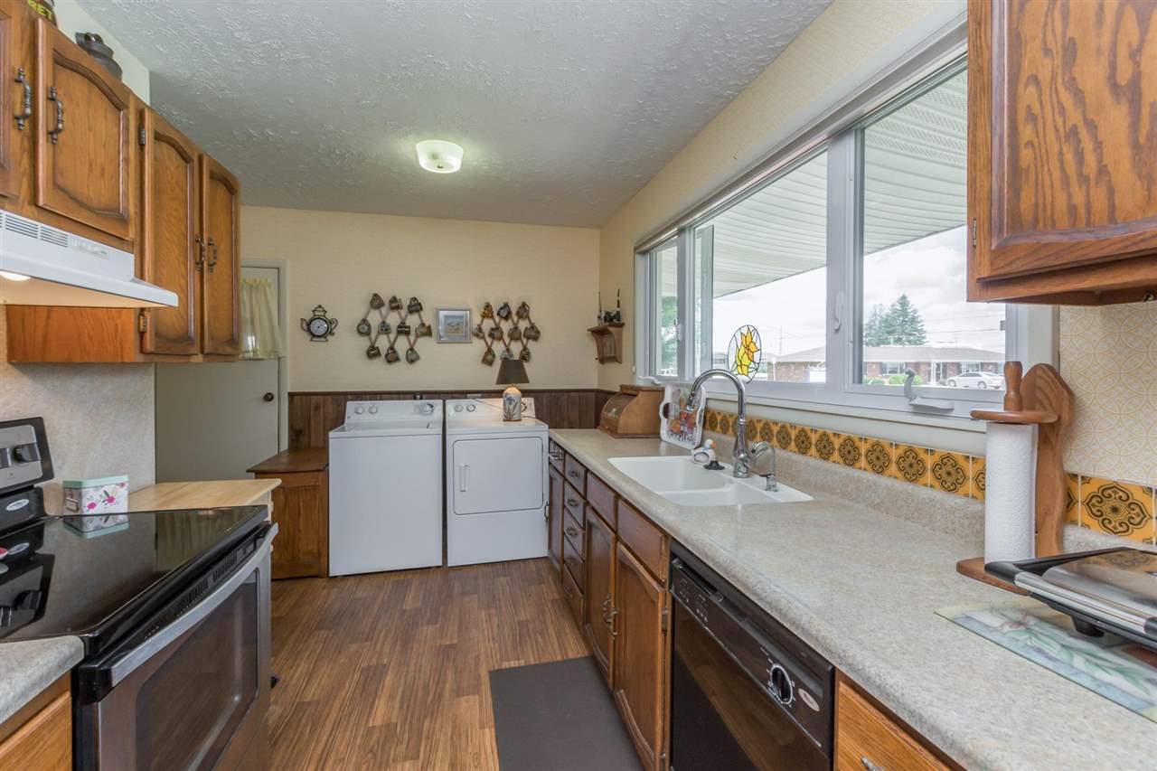 890 31st Street Marion, IA 52302 - Photo 3 of 18 Gallery Image 3