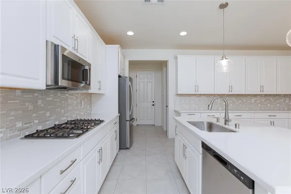 $2,850 | 10117 Heron Lake Avenue, Las Vegas, NV 89178