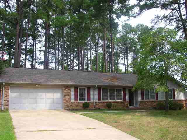 105 Ladbroke Road Greenville, SC 29615 - Photo 1 of 19 Gallery Image 1