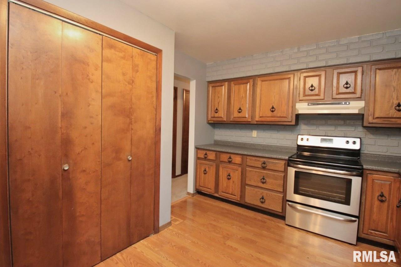 1511 West Queens Court Road Peoria, IL 61614 - Photo 27 of 79