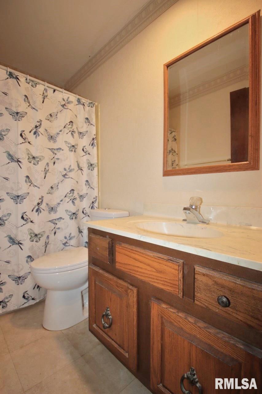 1511 West Queens Court Road Peoria, IL 61614 - Photo 41 of 79