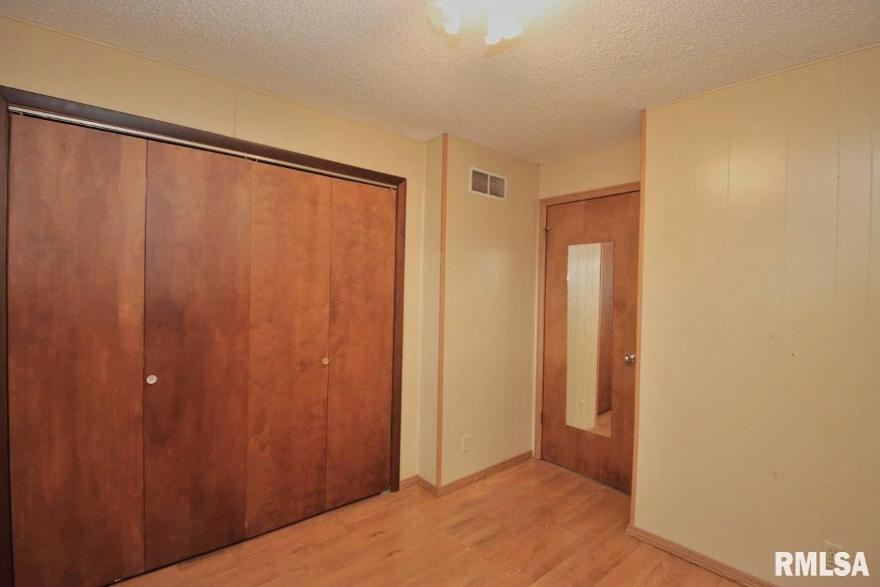 1511 West Queens Court Road Peoria, IL 61614 - Photo 46 of 79