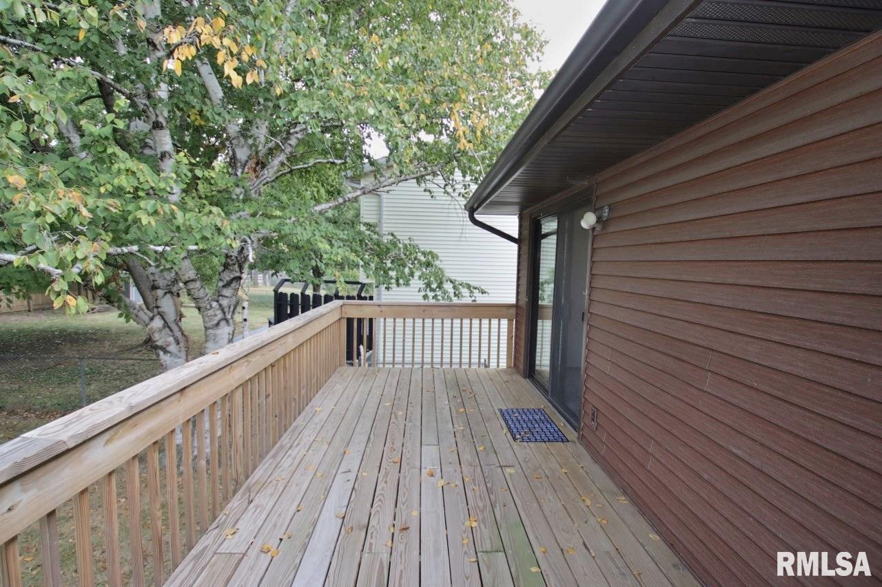 1511 West Queens Court Road Peoria, IL 61614 - Photo 74 of 79