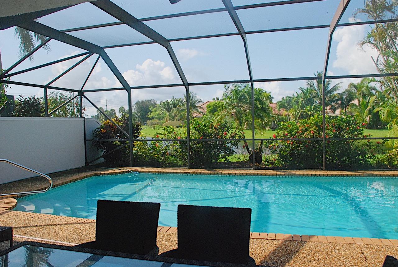 11271 Cloverleaf Circle Boca Raton, FL 33428 - Photo 13 of 23 backyard 2