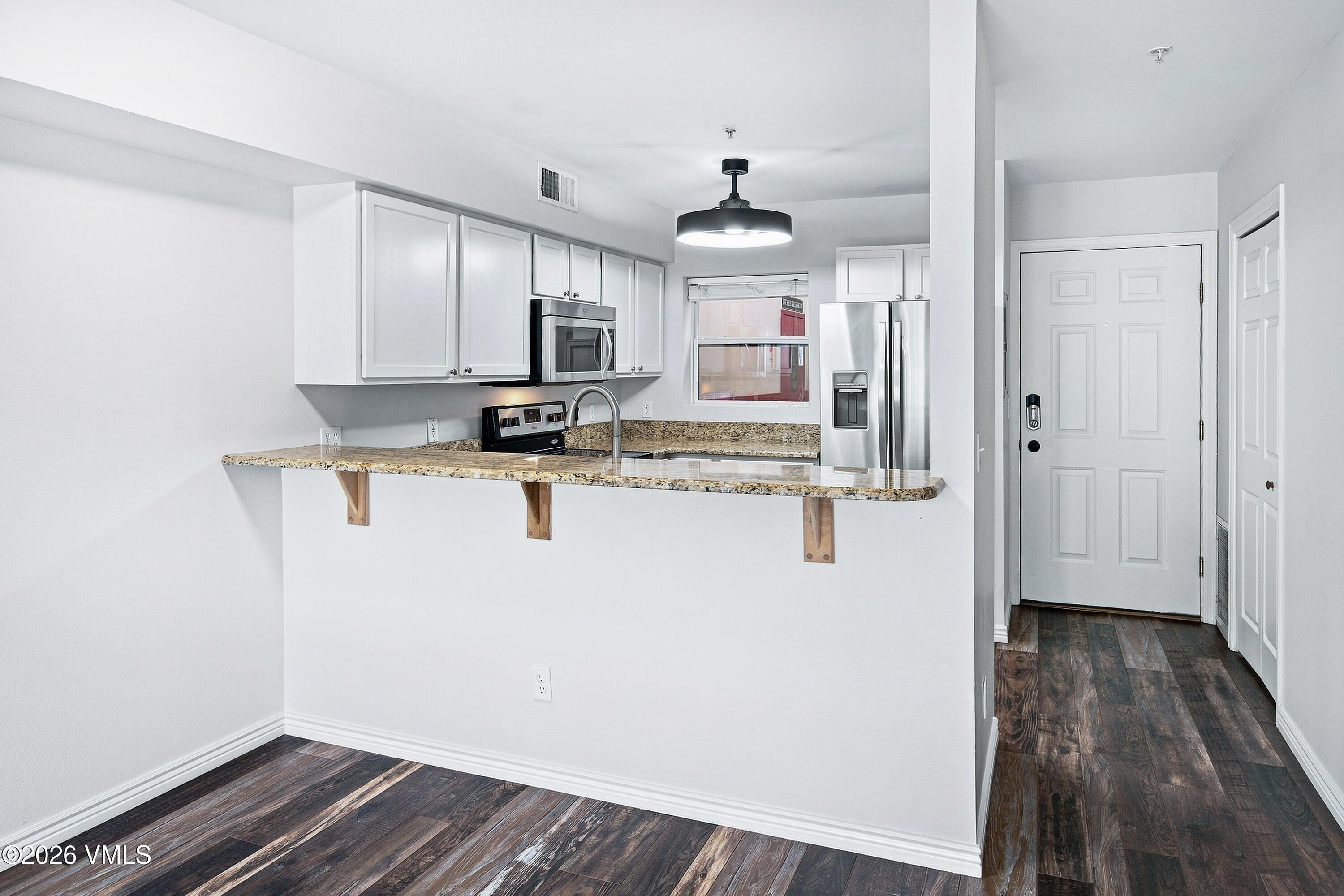 34353 Highway 6, Unit R205 Edwards, CO 81632 - Photo 9 of 36 Riverwalk-Topaz-205_06