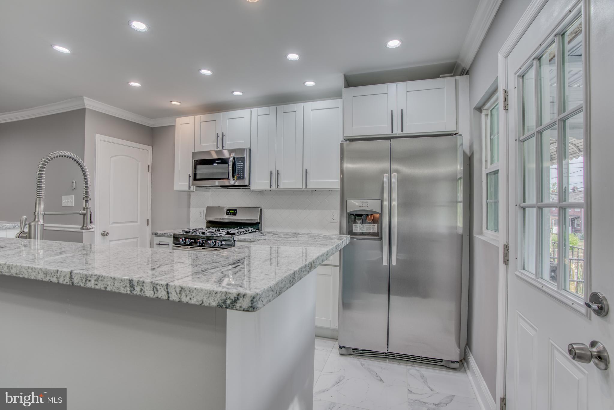 803 St Dunstans Road Baltimore, MD 21212 - Photo 16 of 61