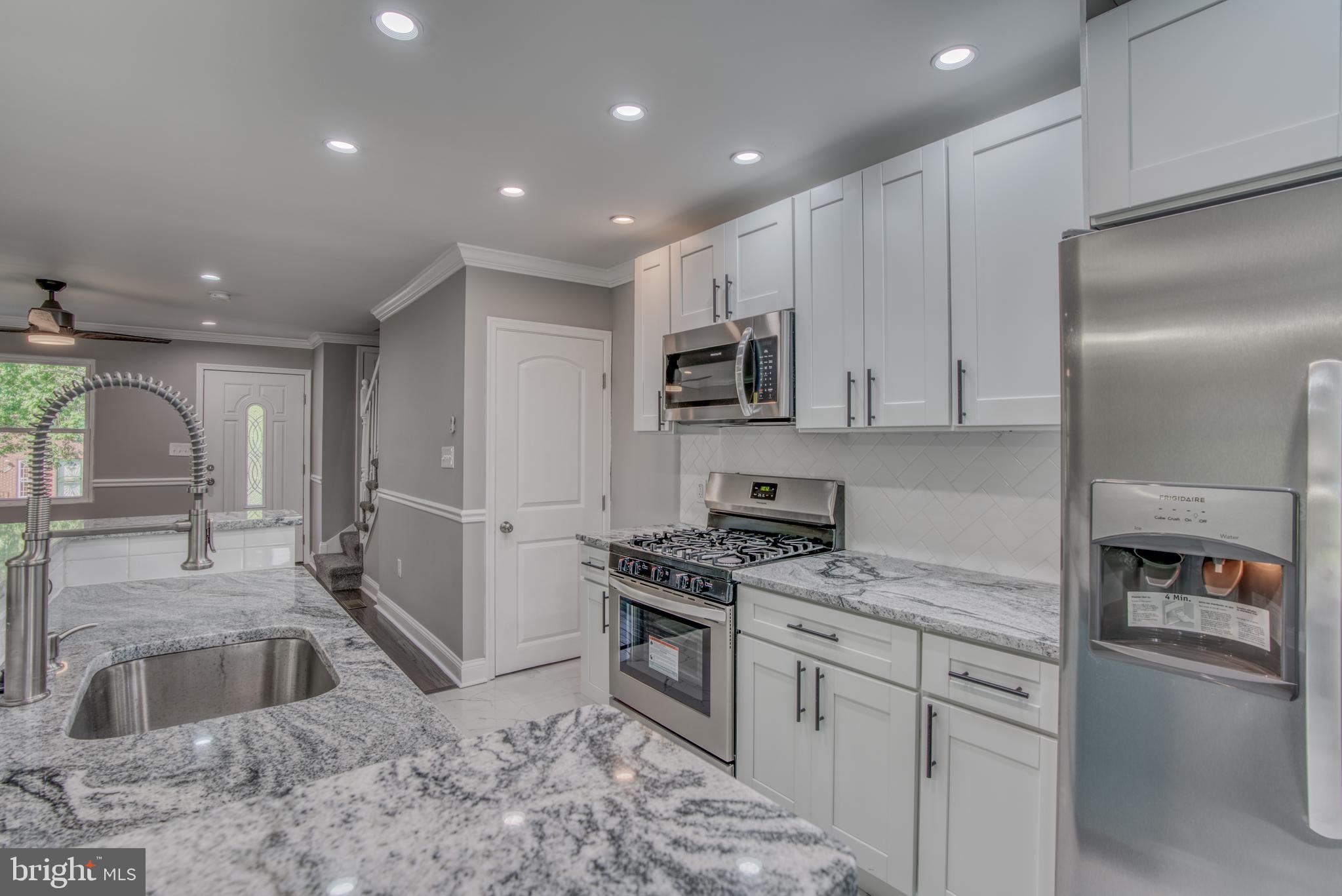 803 St Dunstans Road Baltimore, MD 21212 - Photo 18 of 61