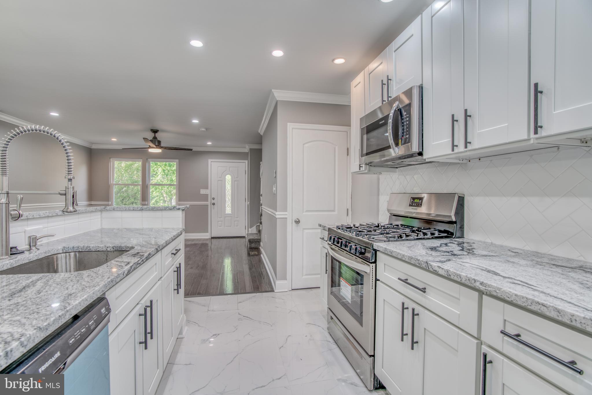 803 St Dunstans Road Baltimore, MD 21212 - Photo 19 of 61