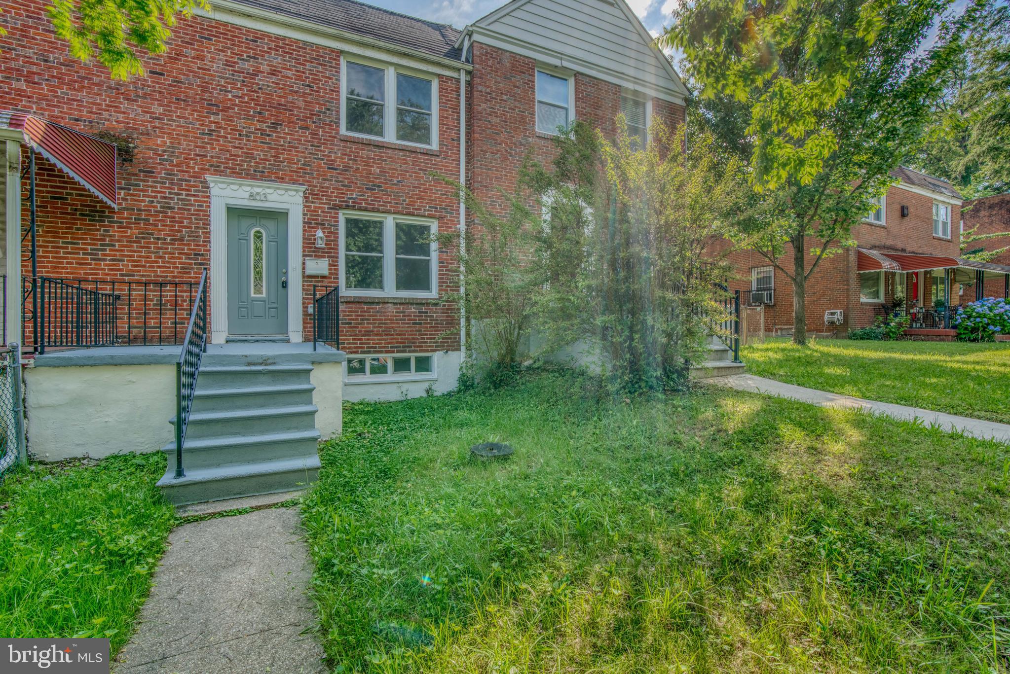 803 St Dunstans Road Baltimore, MD 21212 - Photo 3 of 61
