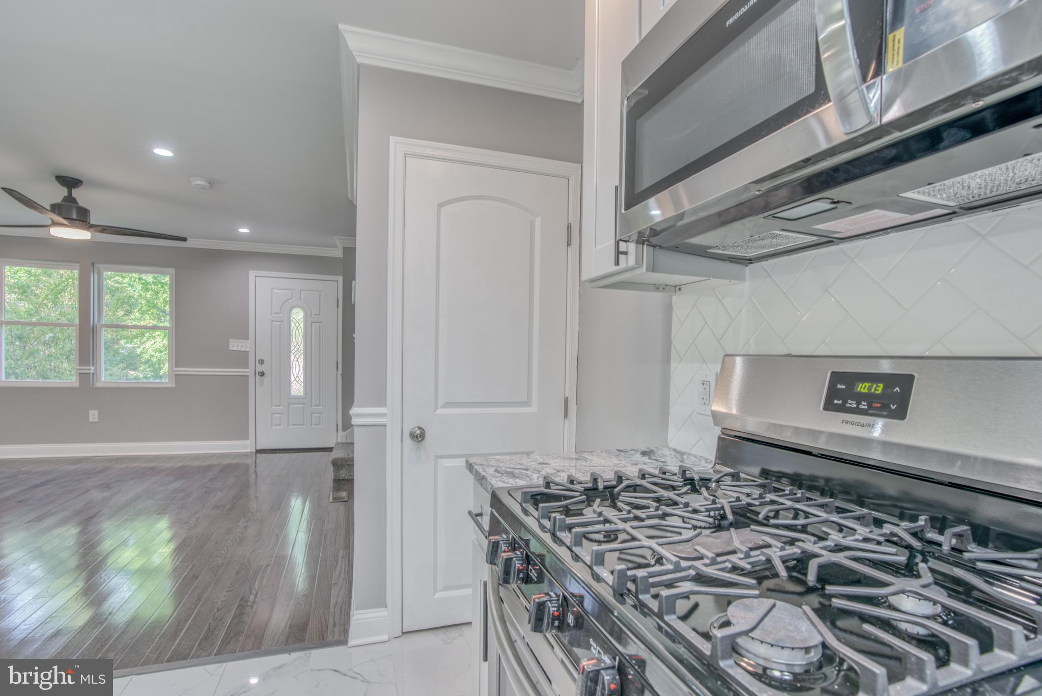 803 St Dunstans Road Baltimore, MD 21212 - Photo 21 of 61