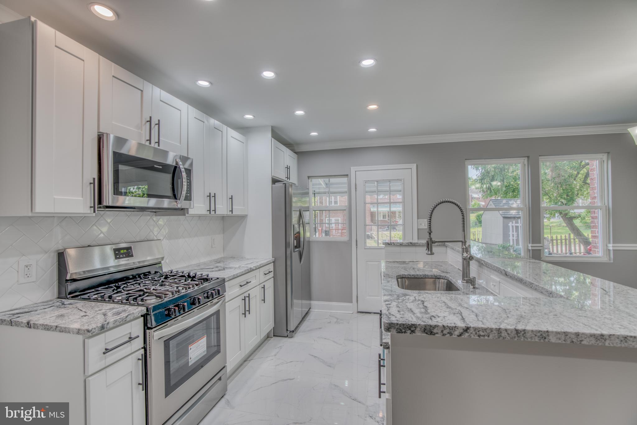 803 St Dunstans Road Baltimore, MD 21212 - Photo 26 of 61