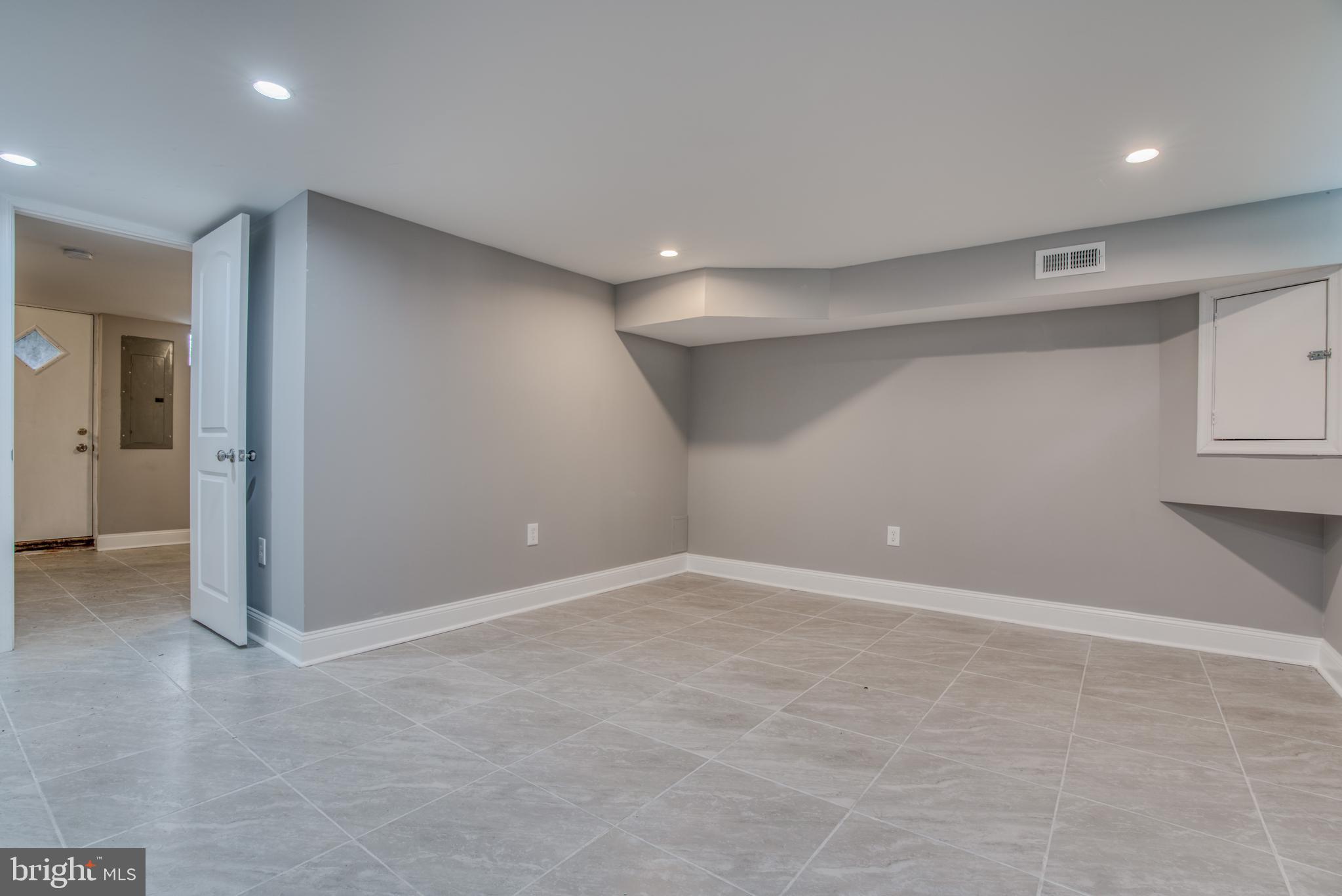 803 St Dunstans Road Baltimore, MD 21212 - Photo 27 of 61