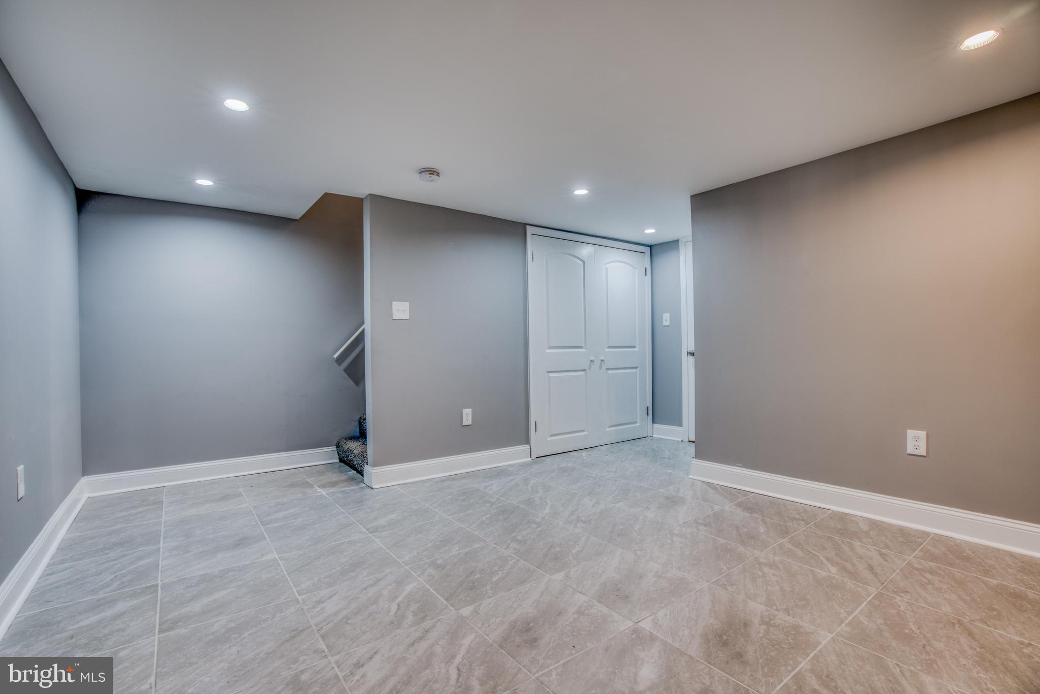 803 St Dunstans Road Baltimore, MD 21212 - Photo 29 of 61