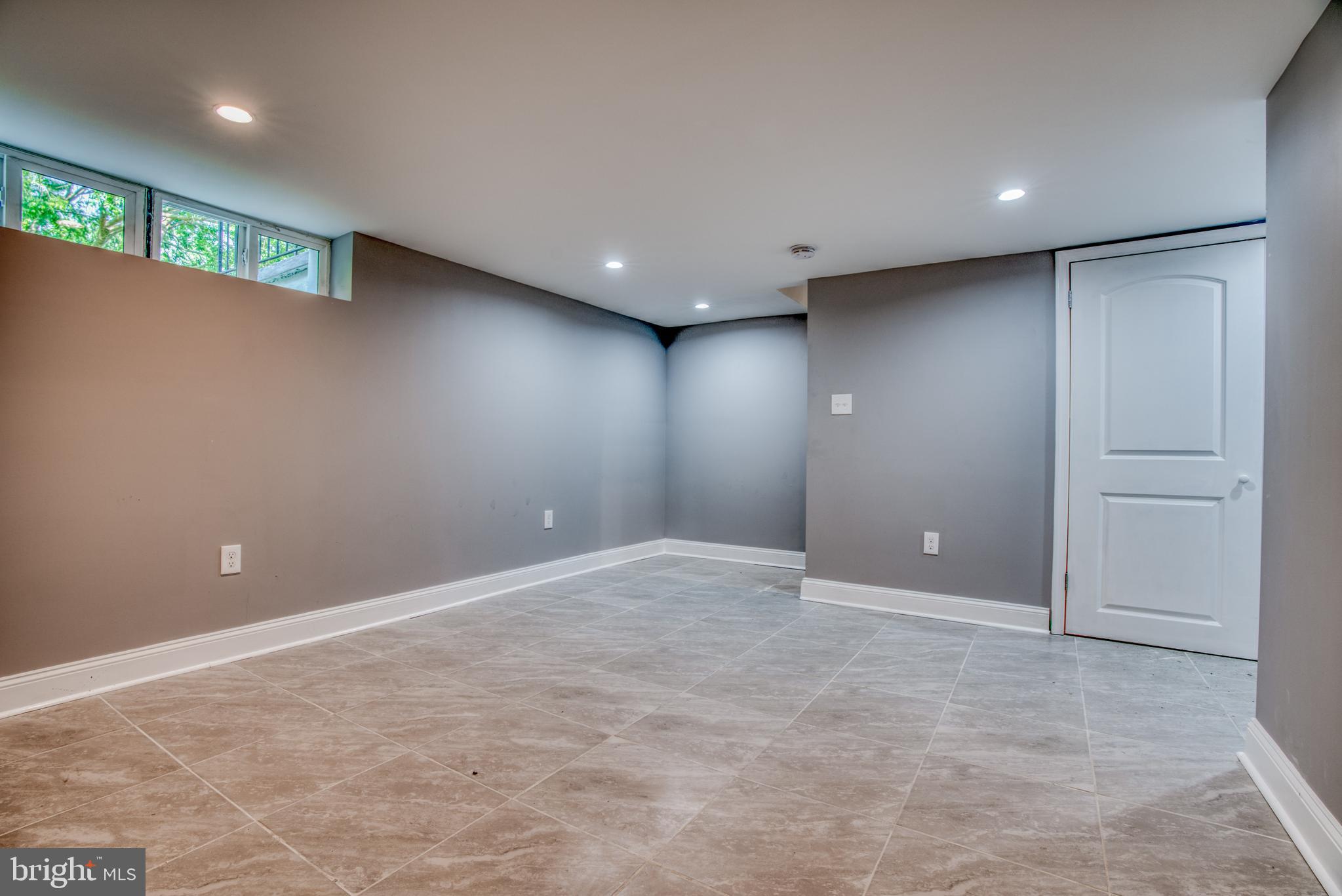 803 St Dunstans Road Baltimore, MD 21212 - Photo 30 of 61