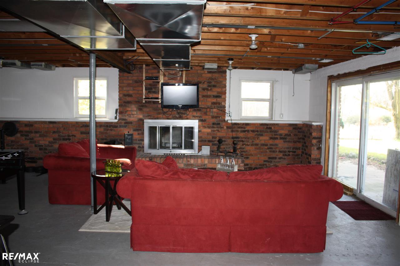 4882 Diehl Road Metamora, MI 48455 - Photo 75 of 83 31334139-74.JPG