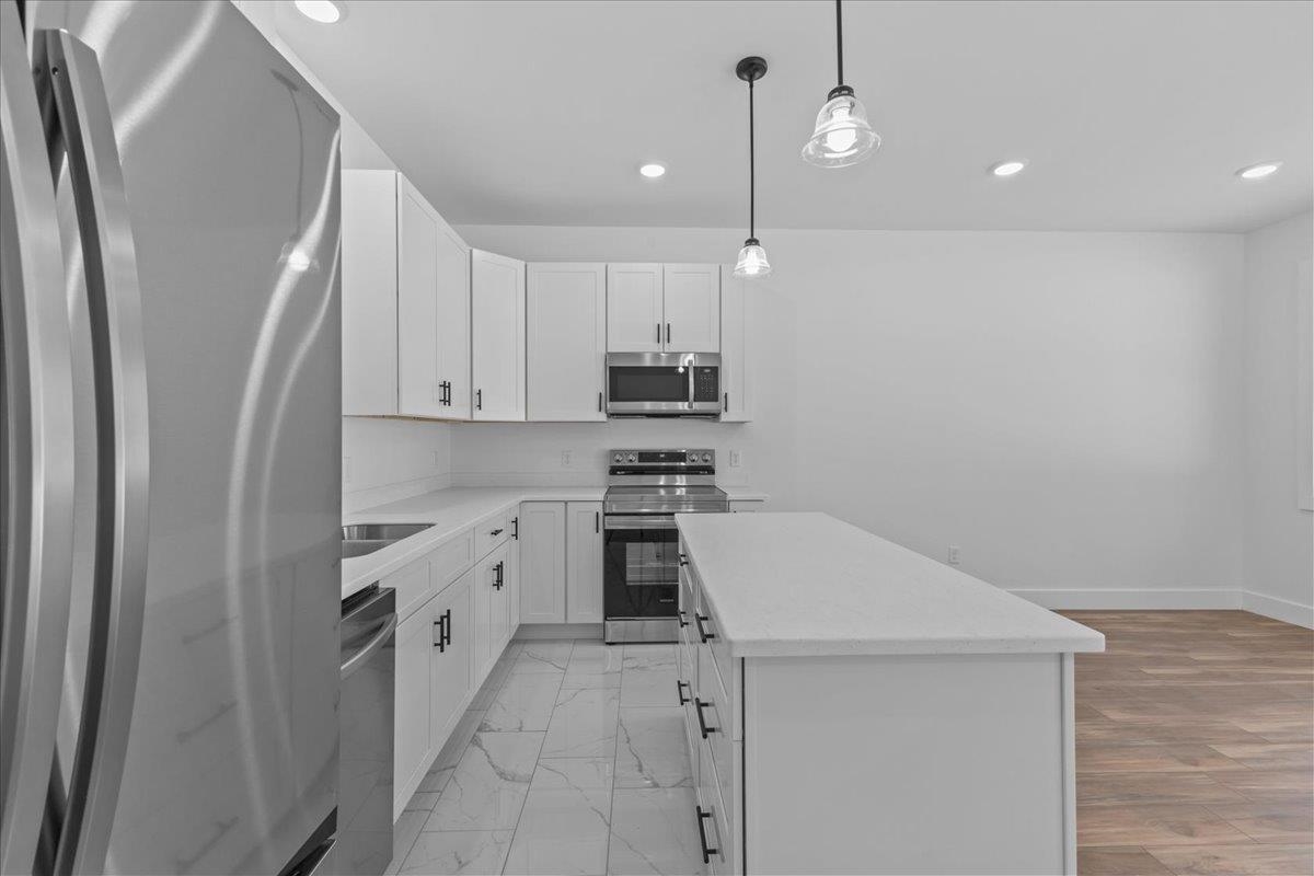 208 Dale Road Burlington, VT 05408 - Photo 20 of 48