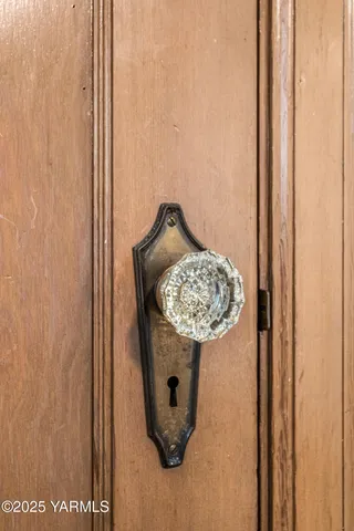 $699,600 | 2307 Summitview Avenue, Yakima, WA 98902